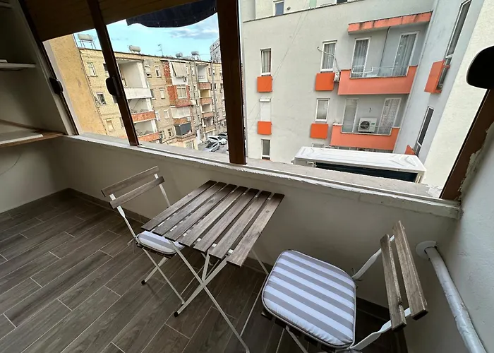 Skyline Nest Apartment *