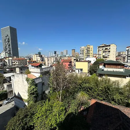 Apartment Skyline Nest