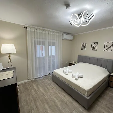 Skyline Nest * Tiran