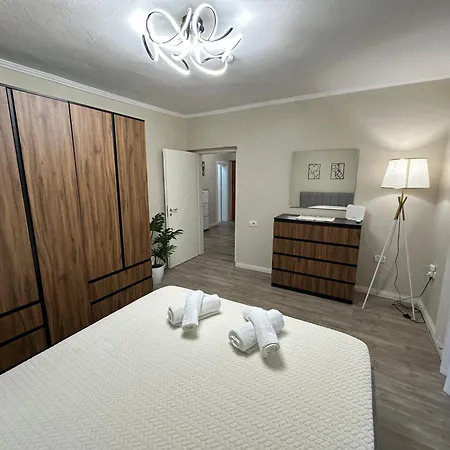 Skyline Nest Tiran